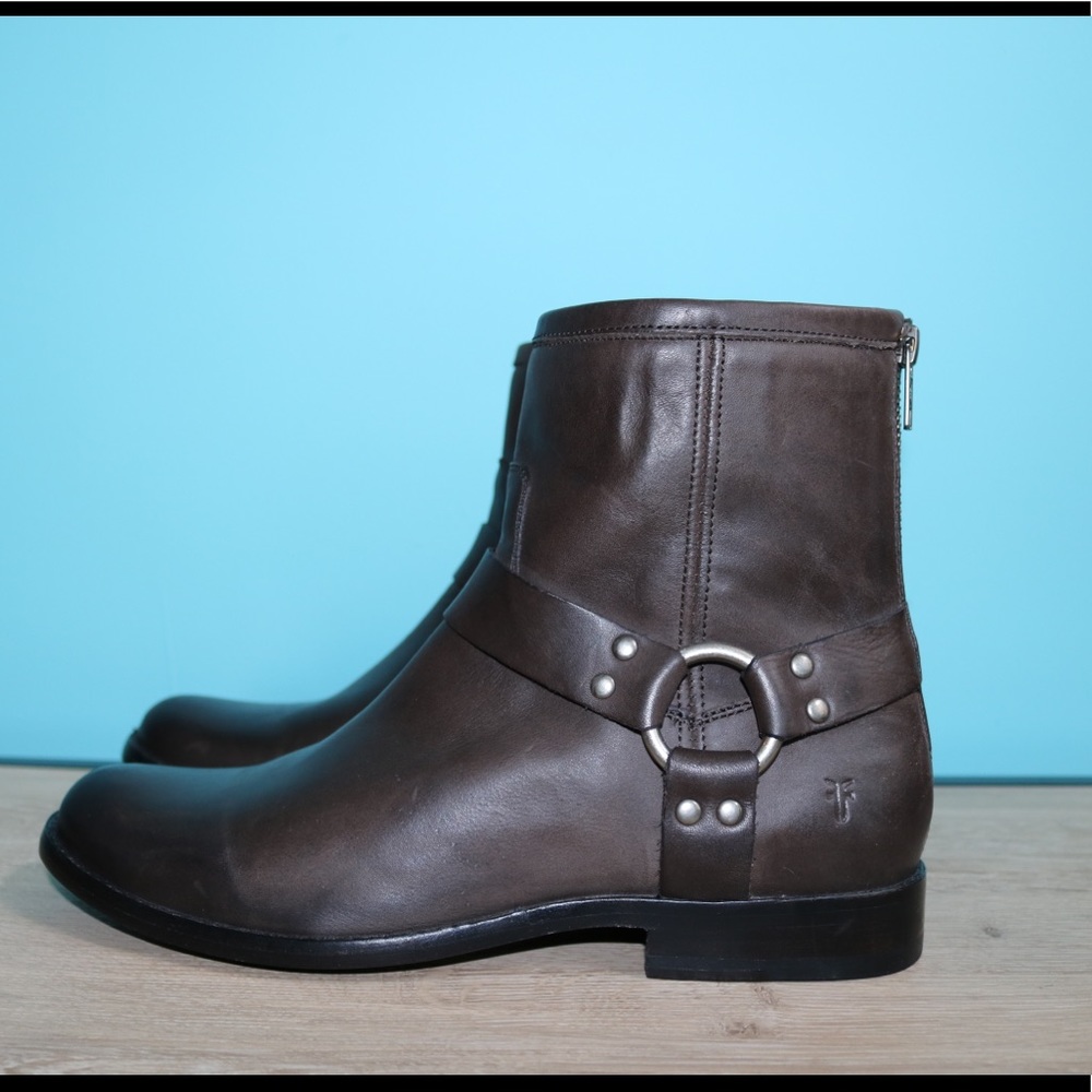 New never before worn Frye boots